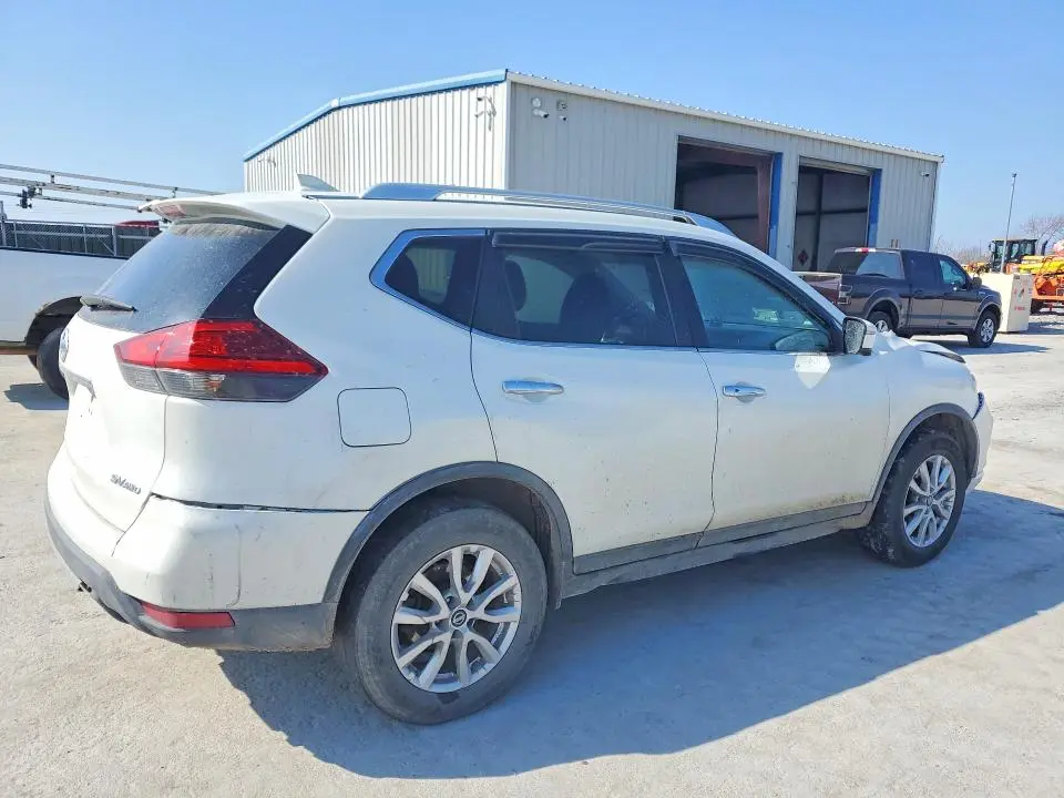 2017 NISSAN ROGUE SV  