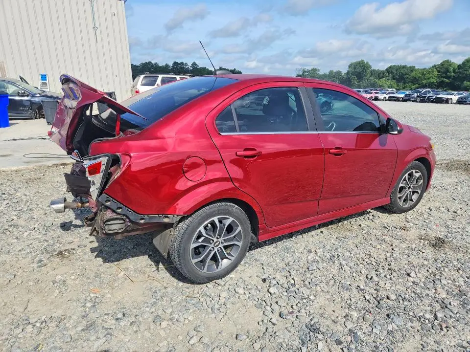 2017 CHEVROLET SONIC LT  