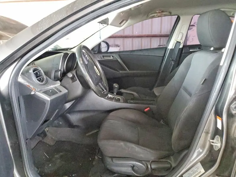2010 MAZDA 3 I  