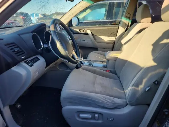 2011 TOYOTA HIGHLANDER BASE  