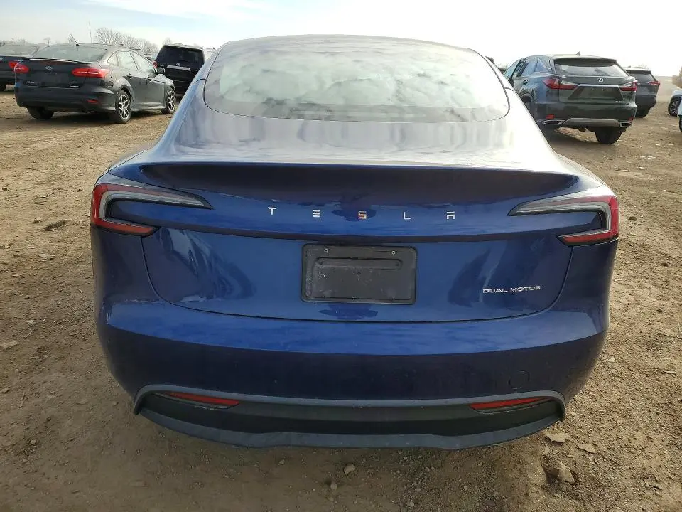 2024 TESLA MODEL 3   