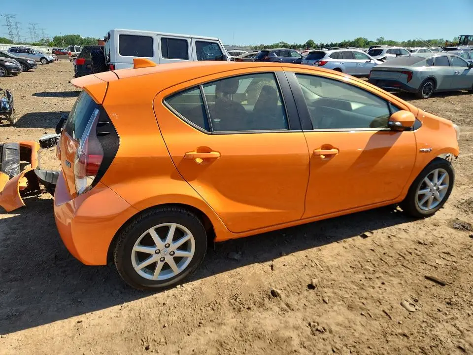 2015 TOYOTA PRIUS C THREE  
