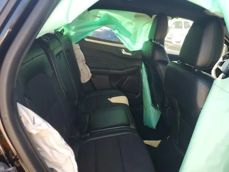 2024 FORD ESCAPE ST LINE  