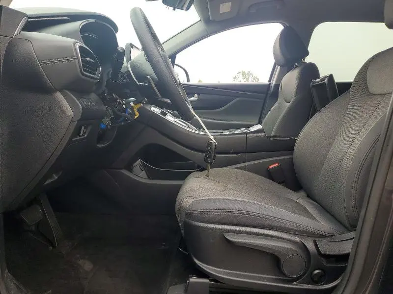 2021 HYUNDAI SANTA FE SE  
