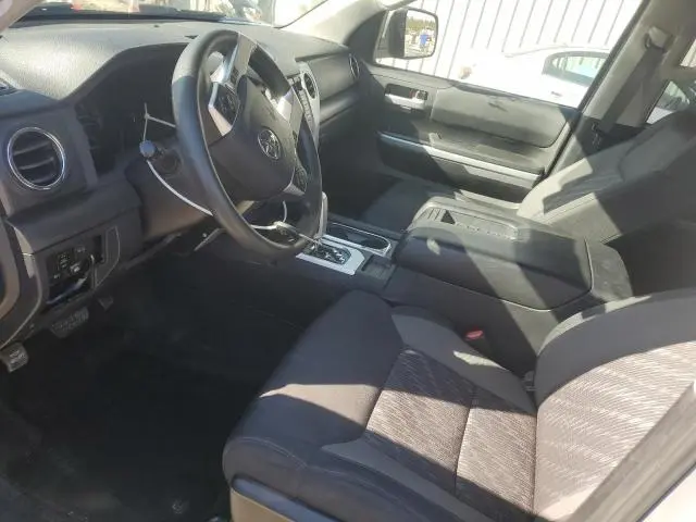 2018 TOYOTA TUNDRA CREWMAX SR5  
