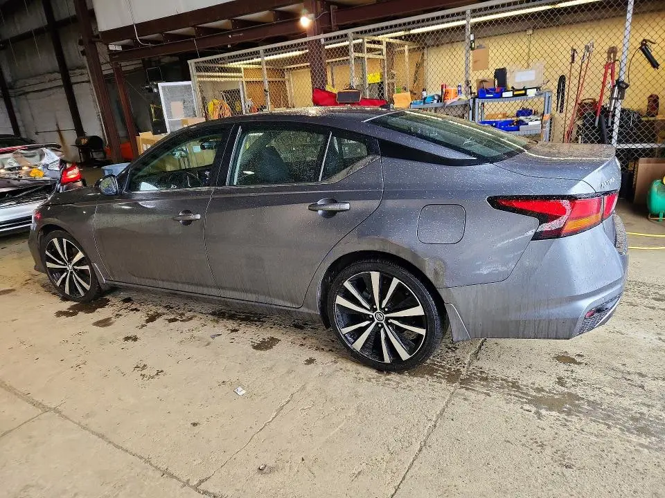 2021 NISSAN ALTIMA 2.5 SR  