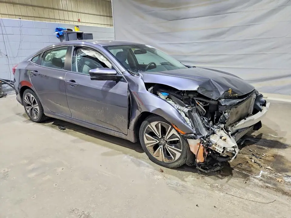 2017 HONDA CIVIC EX  