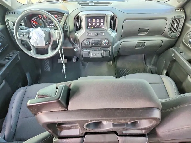 2024 CHEVROLET SILVERADO K1500 CUSTOM  