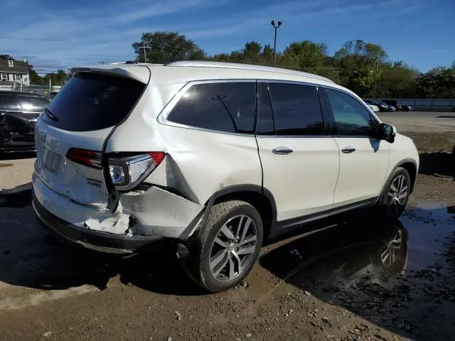 2017 HONDA PILOT TOURING  