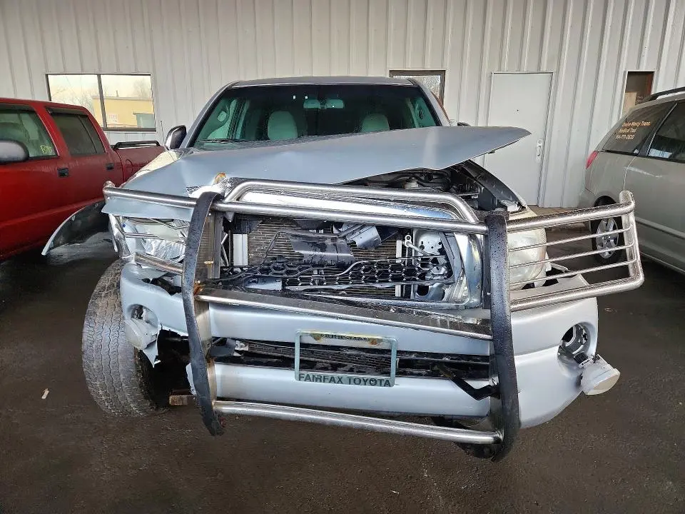 2011 TOYOTA TACOMA BASE  