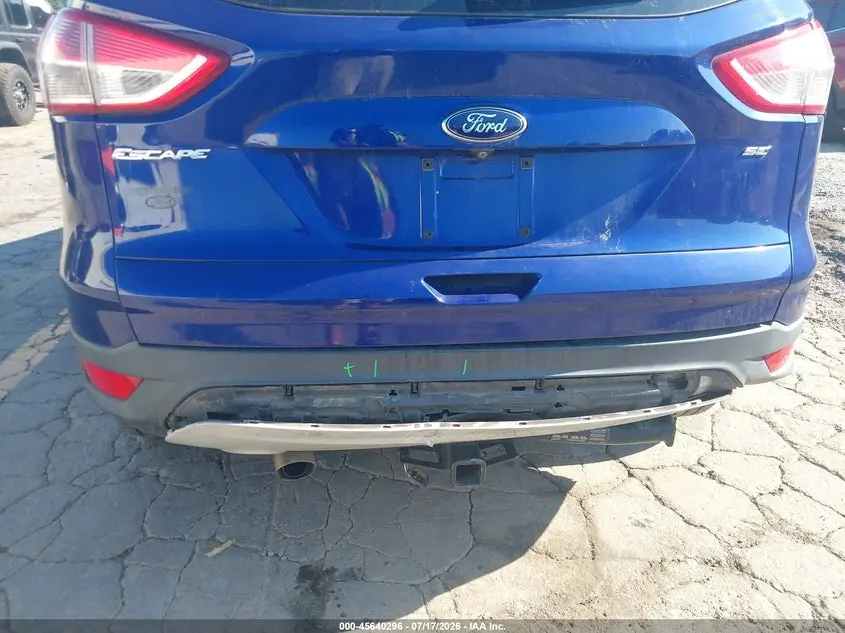 2015 FORD ESCAPE SE