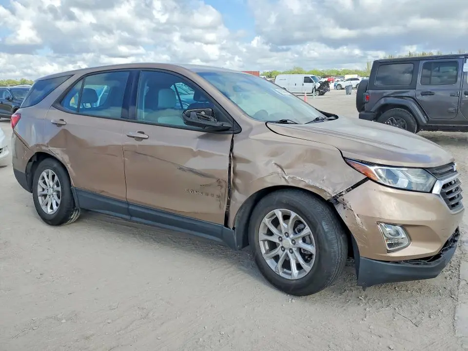 2018 CHEVROLET EQUINOX LS  