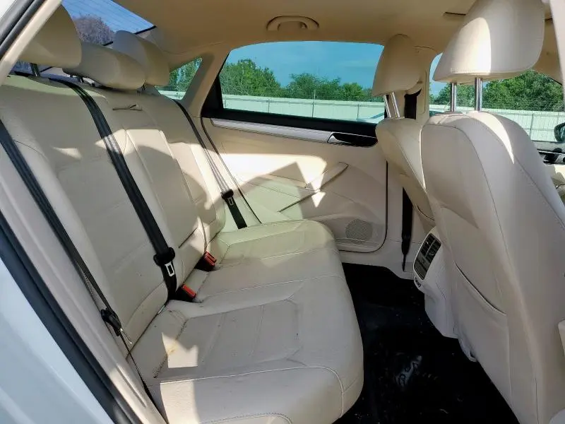 2019 VOLKSWAGEN PASSAT WOLFSBURG  