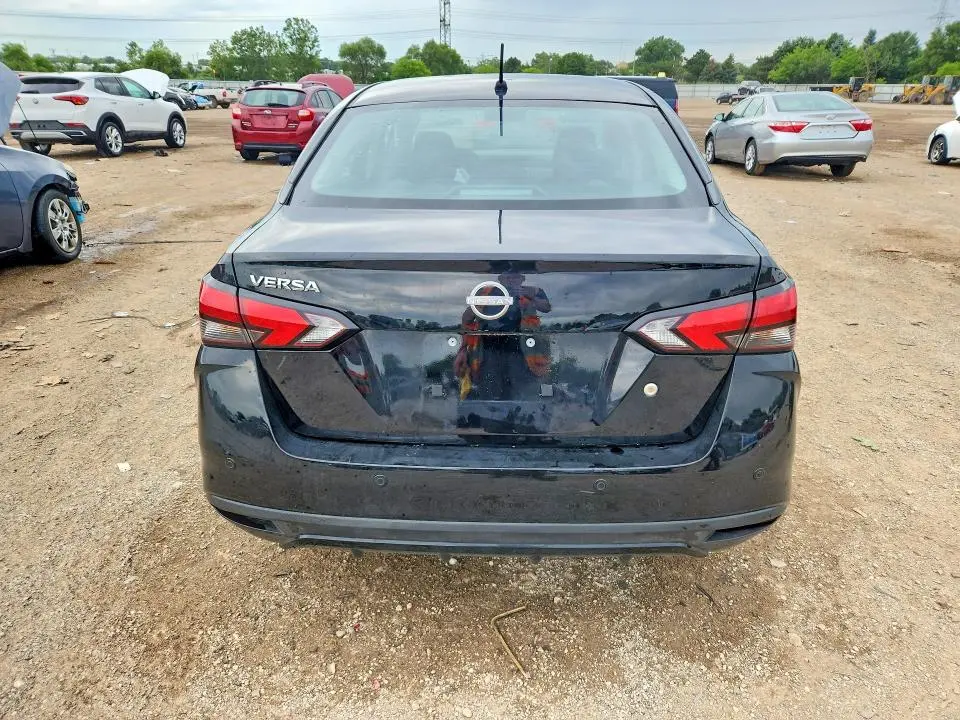 2025 NISSAN VERSA S  