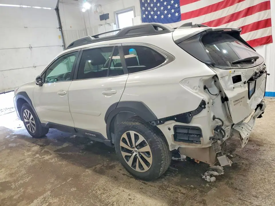 2025 SUBARU OUTBACK PREMIUM  