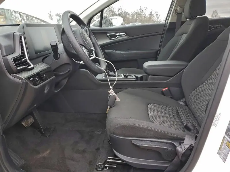 2025 KIA SPORTAGE LX  