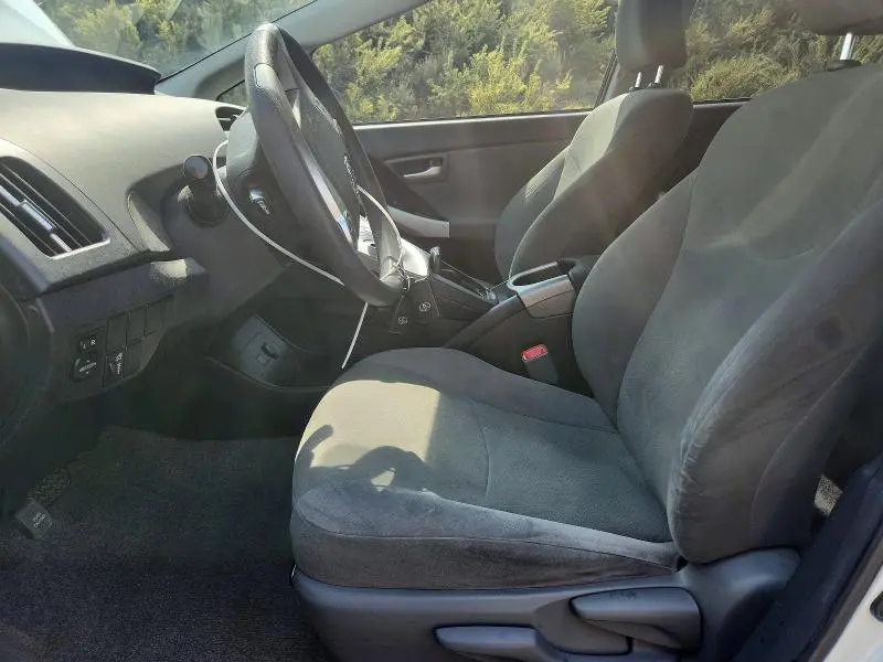2012 TOYOTA PRIUS TWO  