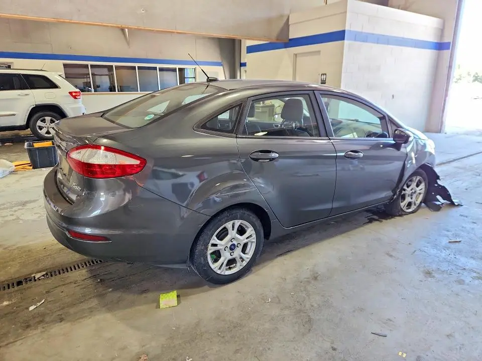 2016 FORD FIESTA SE  
