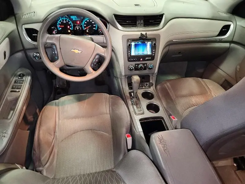 2015 CHEVROLET TRAVERSE LS  