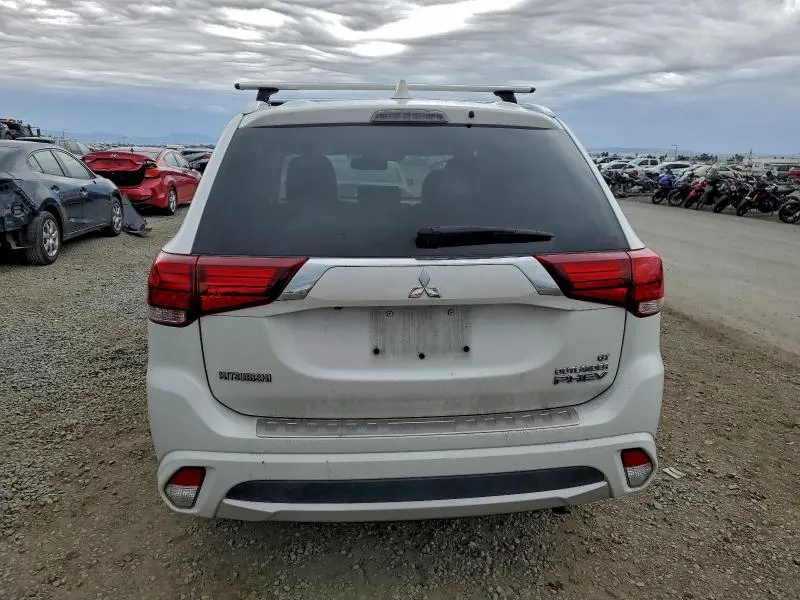 2018 MITSUBISHI OUTLANDER SE  
