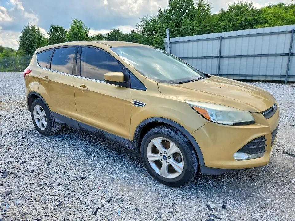 2014 FORD ESCAPE SE  