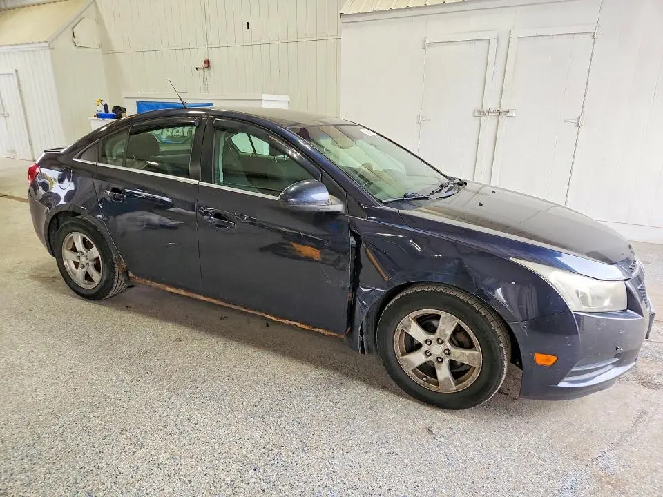 2013 CHEVROLET CRUZE LT  
