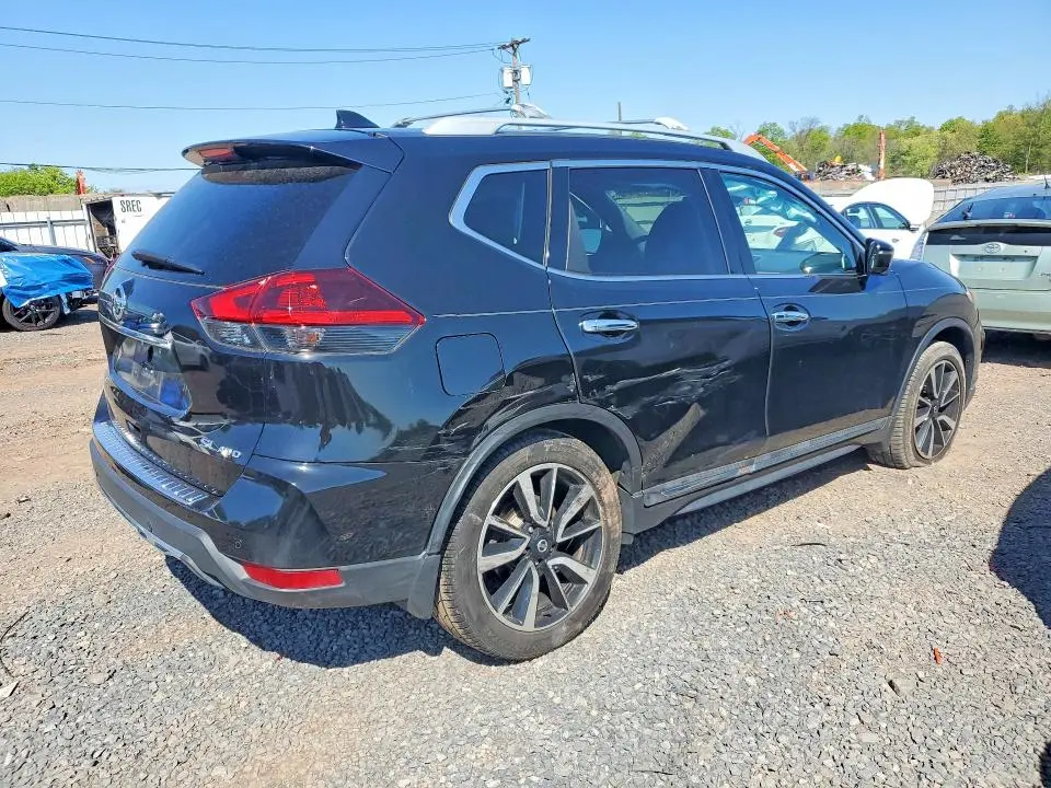 2019 NISSAN ROGUE SL  