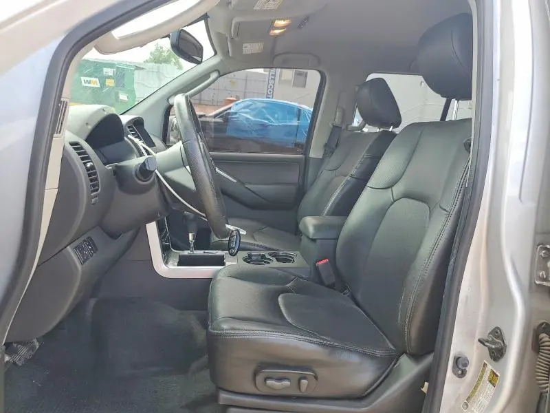 2012 NISSAN PATHFINDER S  