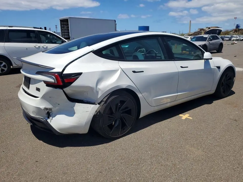2024 TESLA MODEL 3   