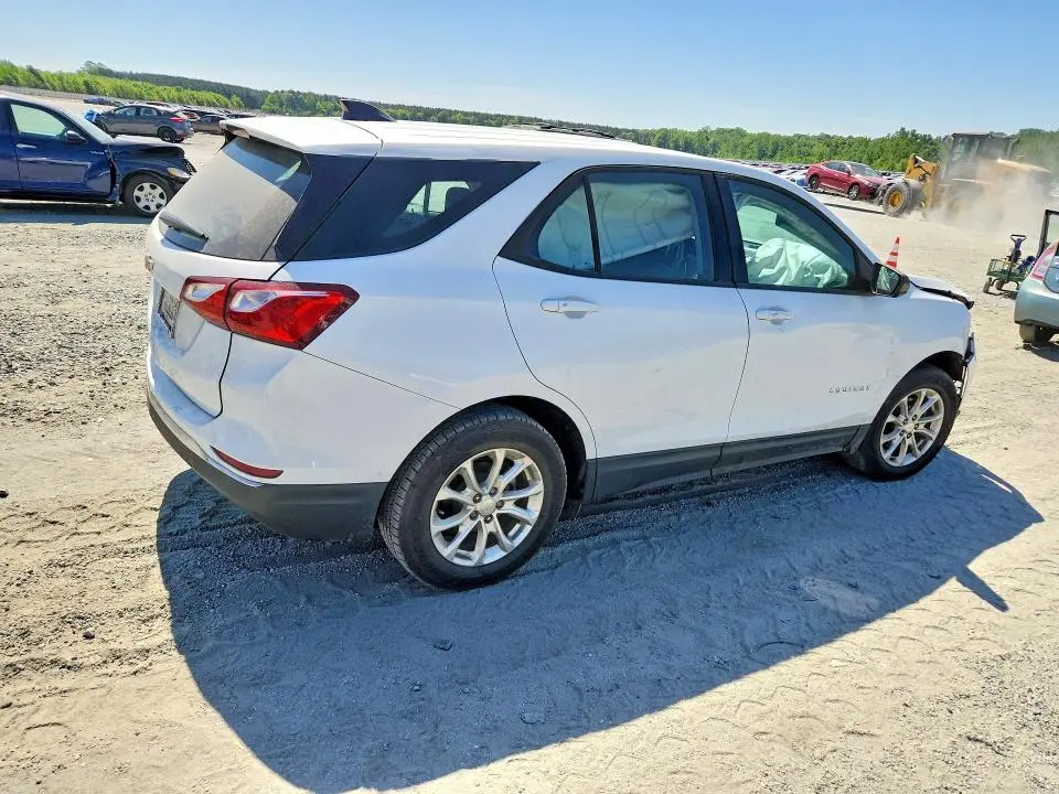 2018 CHEVROLET EQUINOX LS  