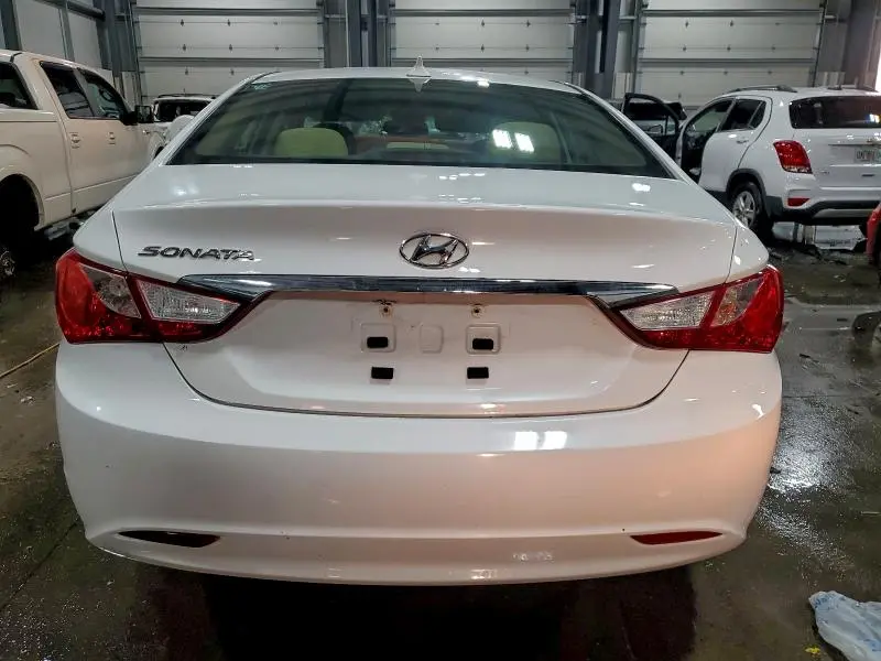2012 HYUNDAI SONATA GLS  