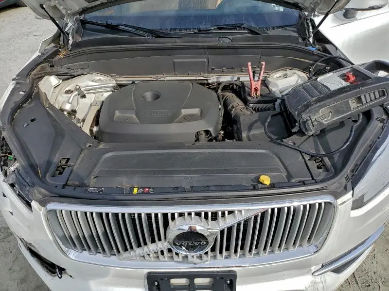 2018 VOLVO XC90 T6  