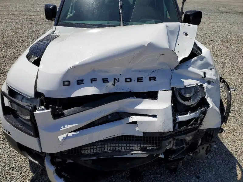 2023 LAND ROVER DEFENDER 130 SE  