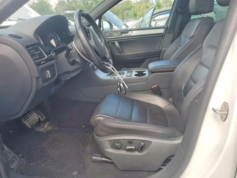 2017 VOLKSWAGEN TOUAREG WOLFSBURG  
