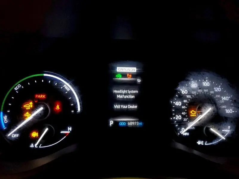 2021 TOYOTA SIENNA XSE  