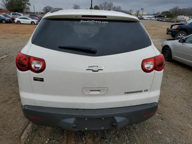 2012 CHEVROLET TRAVERSE LS