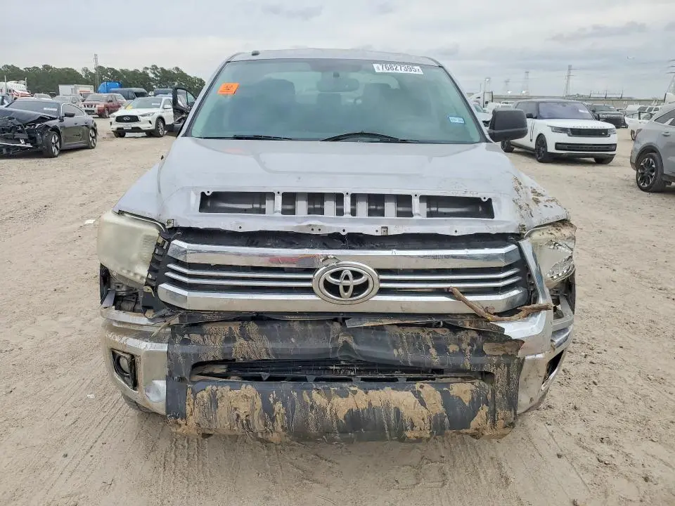 2016 TOYOTA TUNDRA SR5  