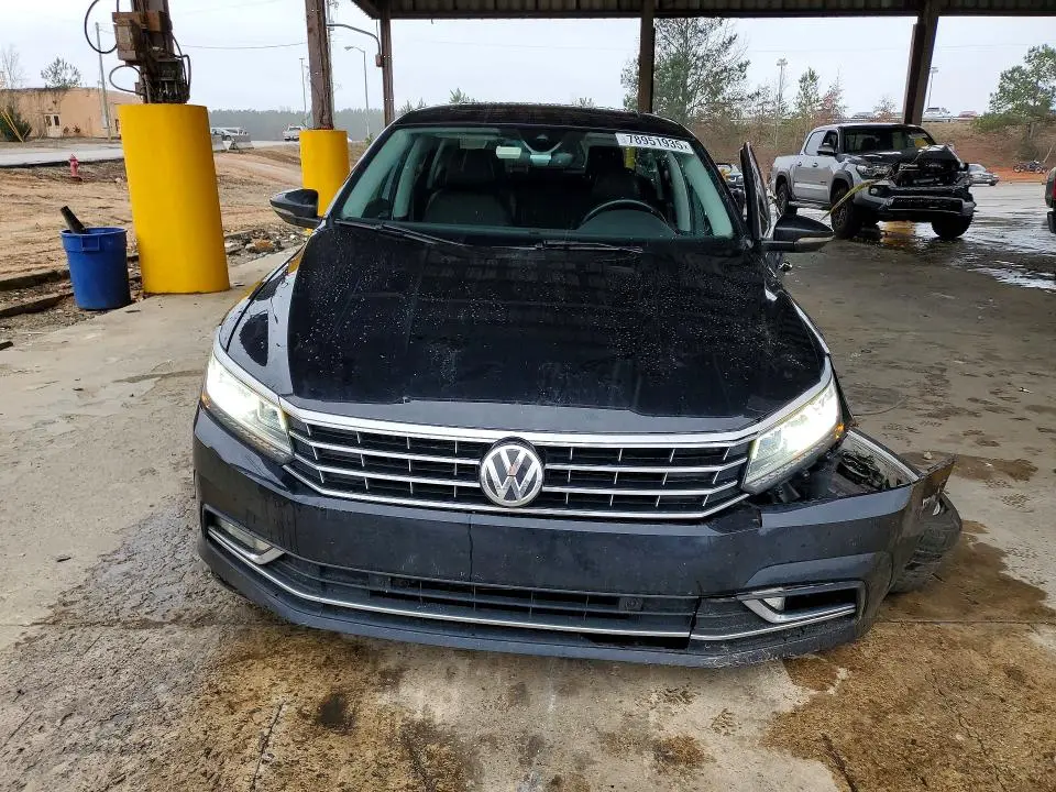2017 VOLKSWAGEN PASSAT SEL PREMIUM  