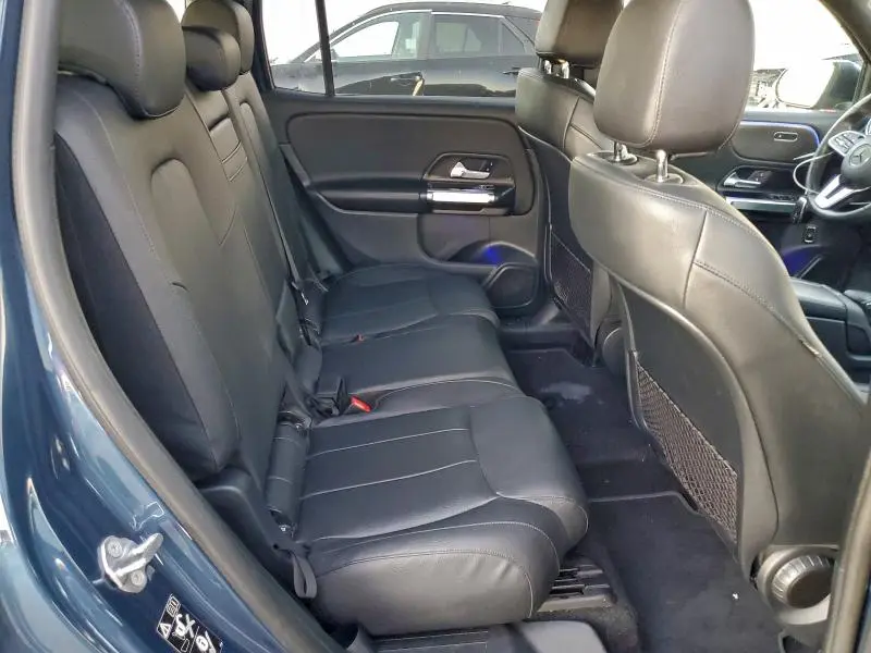 2022 MERCEDES-BENZ GLB 250  