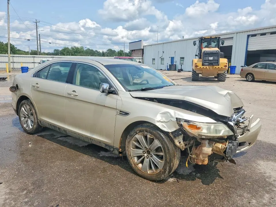2011 FORD TAURUS LIMITED  