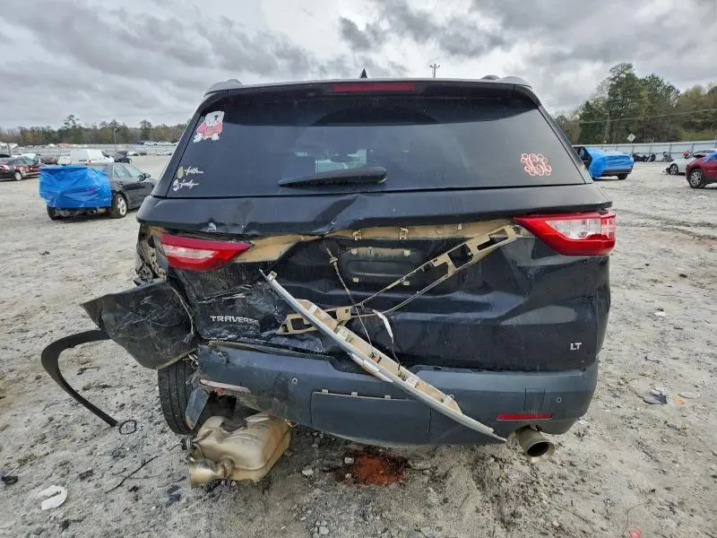2020 CHEVROLET TRAVERSE LT  