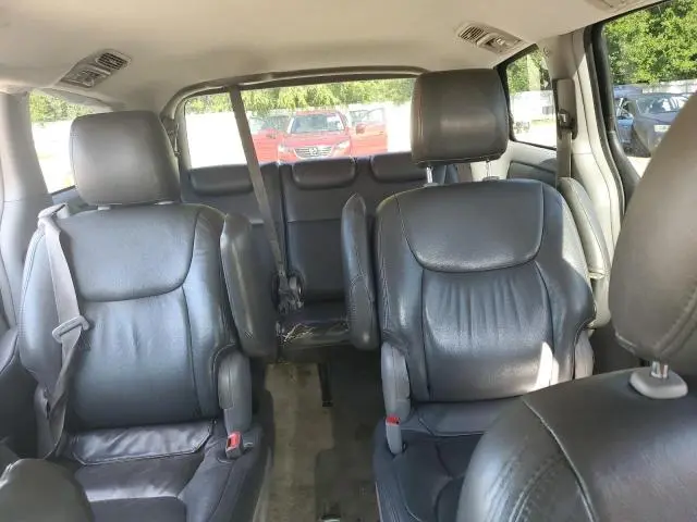 2010 TOYOTA SIENNA CE  