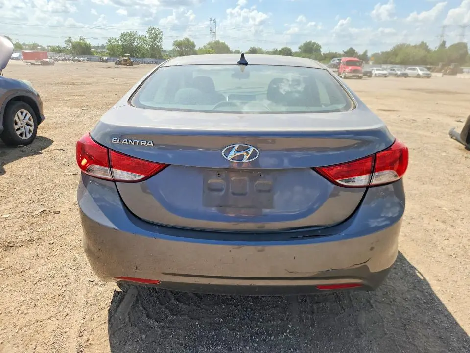 2013 HYUNDAI ELANTRA GLS  