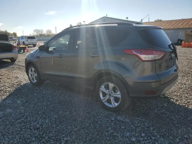2016 FORD ESCAPE SE  