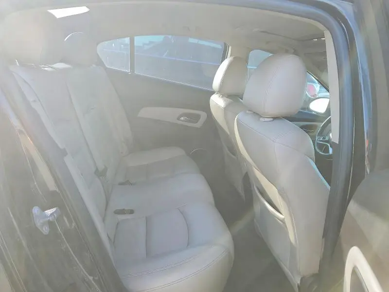 2012 CHEVROLET CRUZE LT  