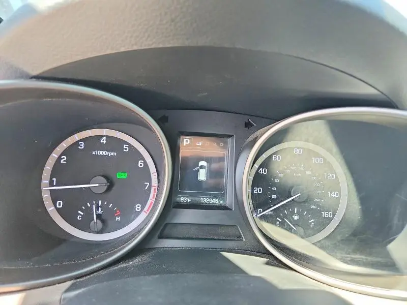 2018 HYUNDAI SANTA FE SE  
