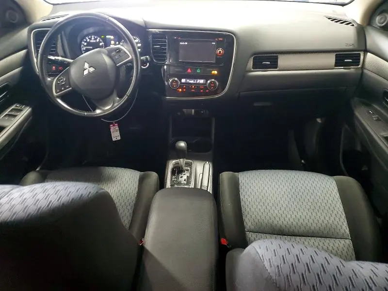 2014 MITSUBISHI OUTLANDER SE  