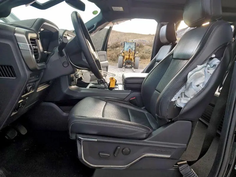 2024 FORD F150 LARIAT  