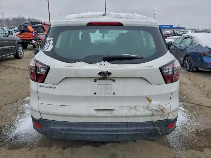 2018 FORD ESCAPE S  