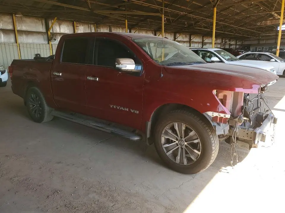 2018 NISSAN TITAN SL  